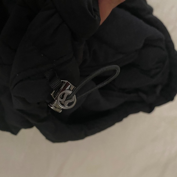 7 pieces of Lululemon Athletic Wear - Picture 9 of 11